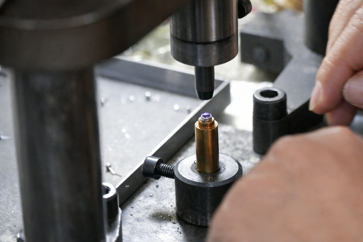 Precision stone setting on titanium piercing components